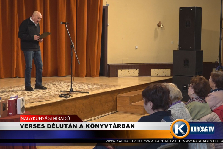 VERSES DÉLUTÁN A KÖNYVTÁRBAN