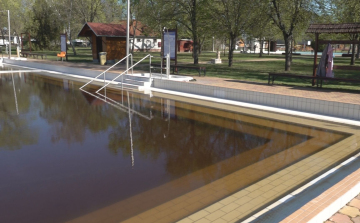 BEFEJEZŐDTEK A KARBANTARTÁSI MUNKÁLATOK A BEREKFÜRDŐI STRANDON