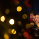 Az első adventi gyertya meggyújtása