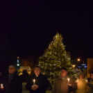 Meggyújtották az első adventi gyertyát