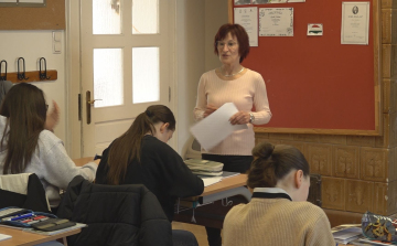 VERSENYSIKEREK A „REFIBEN”