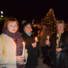 Meggyújtották az első adventi gyertyát