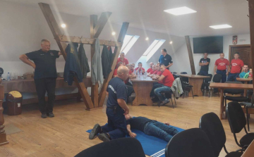 Erdélyi tűzoltókat képzett a vármegyei tűzoltók szövetsége