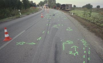  Bűnügyi felügyeletben van a kamionnal ittasan halálos balesetet okozó férfi