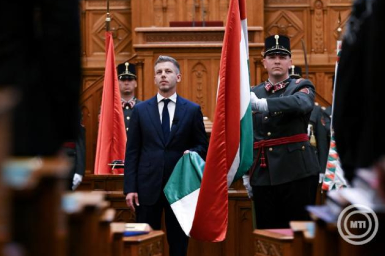 Magyar Péter: nem uralkodni fogok Magyarországon, szolgálni fogom a hazámat
