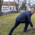 Koszorúzás Mándoky Kongúr István szobránál