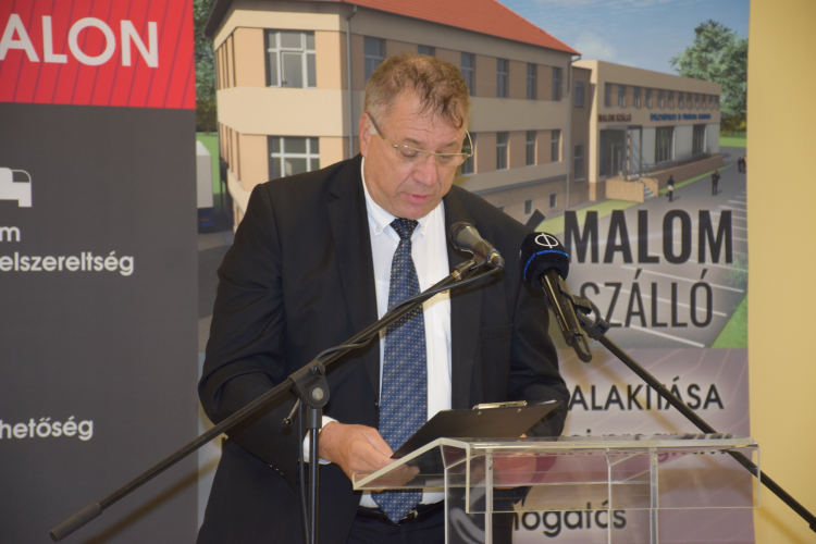 Malom Szálló Karcagon