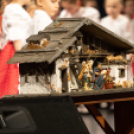 A második adventi gyertya meggyújtása