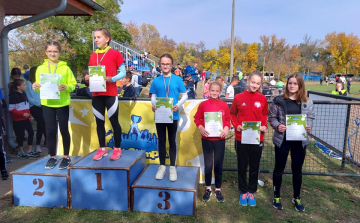 Az országos döntőig futottak a mezei futó Győrffysek