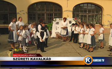 SZÜRETI KAVALKÁD