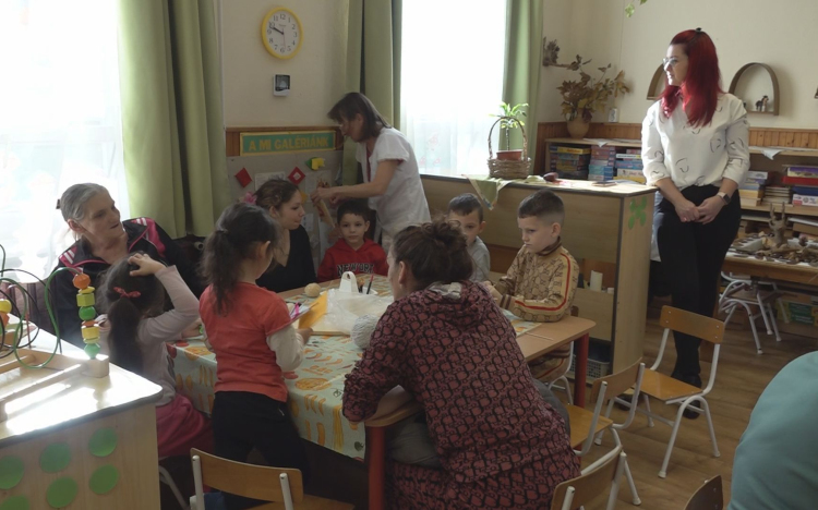 JÁTÉKOS NYÍLT DÉLELŐTT A KINIZSI UTCAI OVIBAN