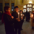 Meggyújtották az első adventi gyertyát