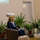 Ferencz Orsolya űrkutató, űrkutatásért felelős miniszteri biztos lakossági fóruma