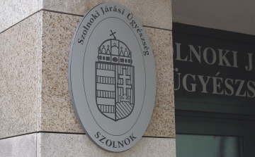 LEBUKOTT A VOLT PÉNZÜGYI TANÁCSADÓ