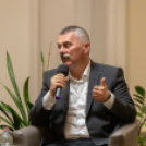 Ferencz Orsolya űrkutató, űrkutatásért felelős miniszteri biztos lakossági fóruma